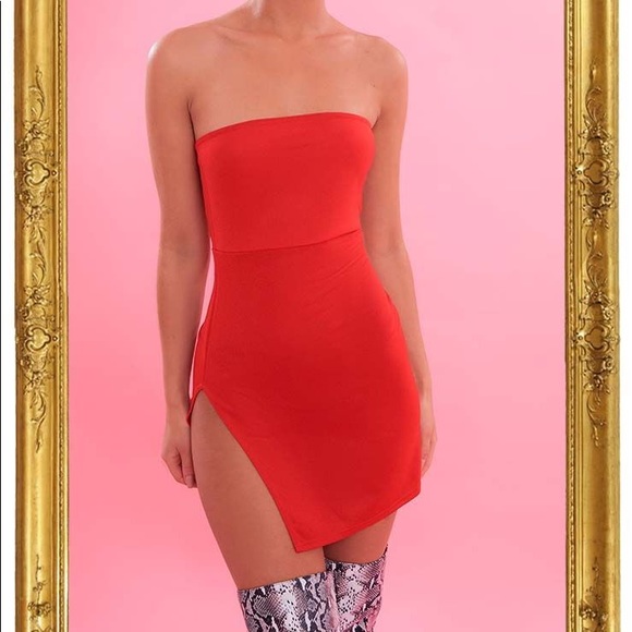BRAND NEW WITH TAGS Red Pretty Little Thing Dress - Picture 2 of 4
